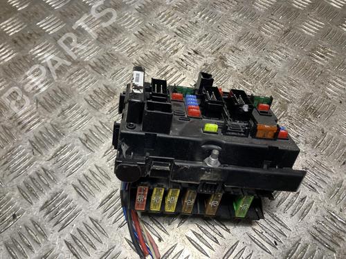 Used Engine control unit (ECU) Engine control unit (ECU) PEUGEOT 206+ (2L_, 2M_) 1.1 (60 hp) 33871990 33871990