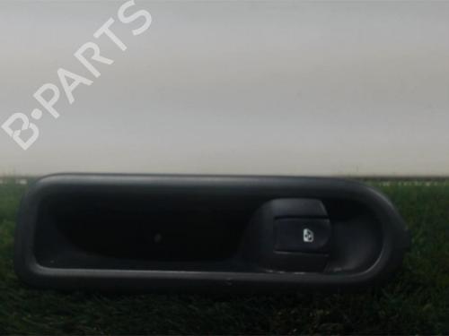 Used Right front window switch RENAULT CLIO III (BR0/1, CR0/1) 1.5 dCi (C/BR0G, C/BR1G) (68 hp) 13293653
