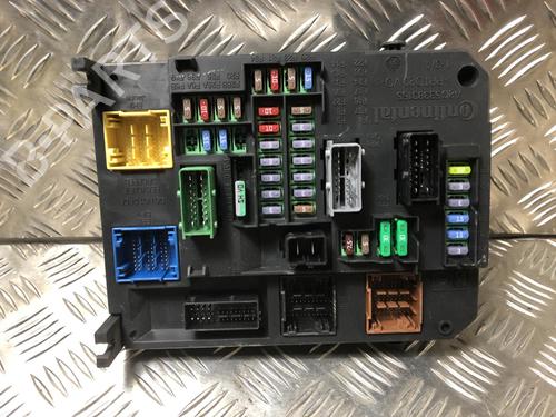 Used Fuse box CITROËN C4 Picasso II 1.6 HDi / BlueHDi 115 (115 hp) 31187257