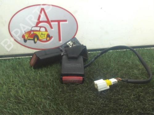 Used Seat buckle CITROËN C4 Coupe (LA_) 1.4 16V (88 hp) 13130770