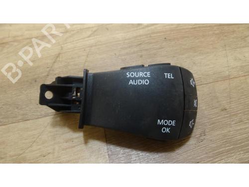 Used Switch RENAULT MEGANE IV Hatchback (B9A/M/N_) 1.6 TCe 205 (B9MV) (205 hp) 23109265