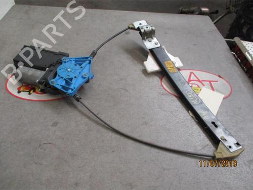 Lève-vitre arrière gauche AUDI A4 B6 (8E2) 1.9 TDI | BP29756171C24