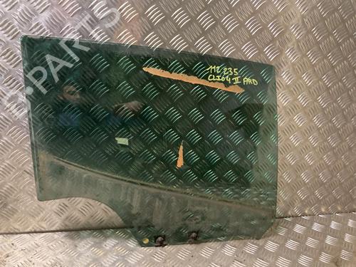 rear-right-door-window-renault-clio-iv-bh_-2012-2013-2014-2015-2016-2017-2018-2019-2020-2021-33021333 main image