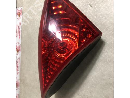 Used Left tailgate light PEUGEOT 3008 I MPV (0U_) 1.6 HDi (114 hp) 20631691