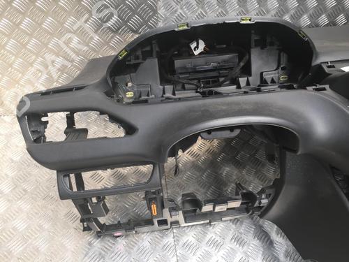 Dashboard PEUGEOT 208 I (CA_, CC_) 1.6 HDi / BlueHDi 75 | BP31198690C46