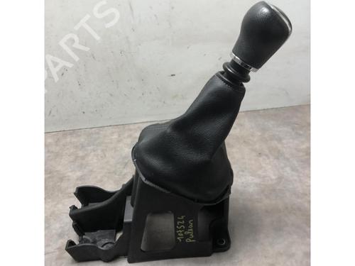 Used Gear lever NISSAN PULSAR Hatchback (C13) 1.5 dCi (110 hp) 20621313