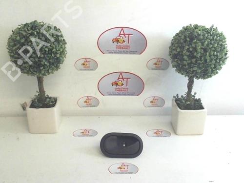 Used Front right interior door handle RENAULT CLIO III (BR0/1, CR0/1) 1.5 dCi (C/BR0G, C/BR1G) (68 hp) 12970403