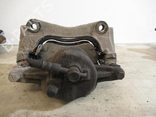 Used Right front brake caliper TOYOTA COROLLA Verso (ZER_, ZZE12_, R1_) 2.2 D-4D (AUR10_, AUR10R) (136 hp) 13288398