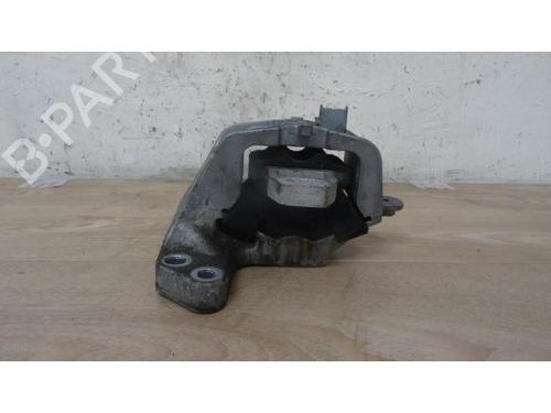 Used Engine mount CITROËN C5 III (RD_) 2.0 HDi (RDRHD8, RDRHDJ, RDRHR8, RDRHRJ) (136 hp) 29524350