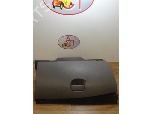 Handskerum RENAULT MEGANE III Hatchback (BZ0/1_, B3_) 1.5 dCi | BP13226444C95 
