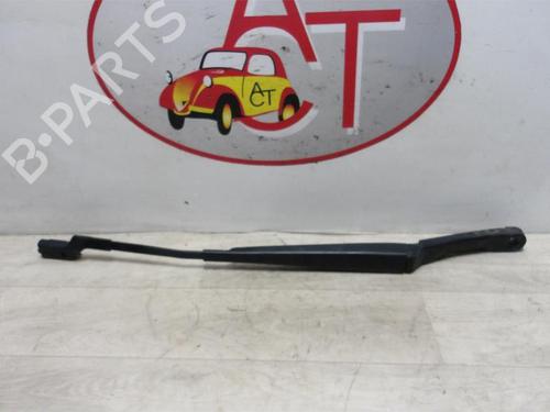 Used Front windshield wiper arm OPEL ASTRA J (P10) 1.7 CDTI (68) (110 hp) 13276086