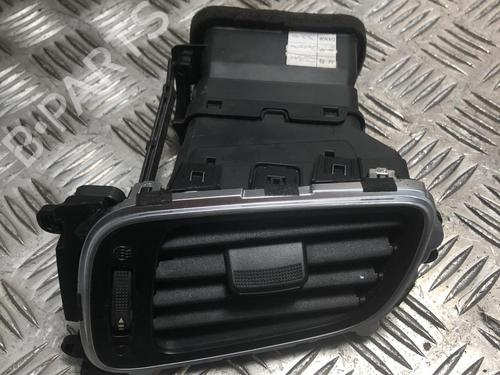 Used Air vent KIA CARENS IV 1.7 CRDi (116 hp) 31197409