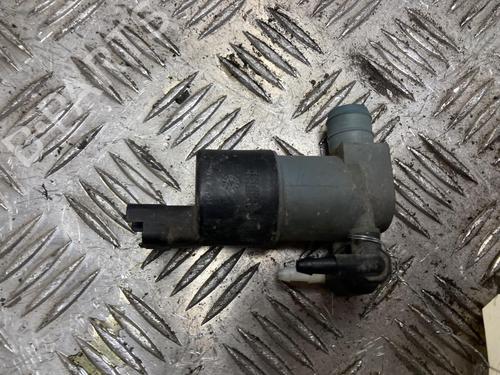 Used Washer pump NISSAN QASHQAI I (J10, NJ10) 1.5 dCi (110 hp) 31197979
