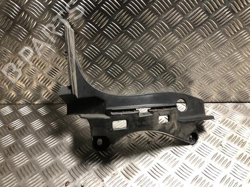 Kofangerbeslag bag PEUGEOT 3008 I MPV (0U_) 1.6 THP (156 hp) 33217542