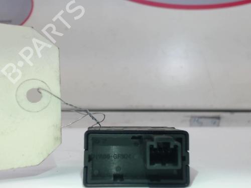 Used Headlight switch NISSAN MICRA III (K12) 1.5 dCi (65 hp) 12961833