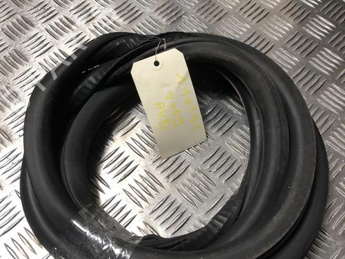 rubber-door-seal-peugeot-208-ii-ub_-up_-uw_-uj_-2019-31245677 main image