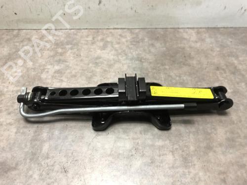 Used Jack Kit JAGUAR XE (X760) 2.0 D (180 hp) 30785506