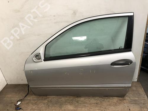Used Left front door Left front door MERCEDES-BENZ C-CLASS Coupe (CL203) C 220 CDI (203.708) (150 hp) 20632419 20632419