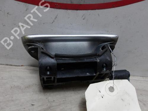 Used Rear left exterior door handle PEUGEOT 206+ (2L_, 2M_) 1.4 i (73 hp) 13284549