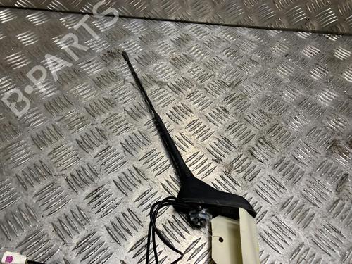 Used Antenna/Base Antenna/Base CITROËN C3 III (SX) 1.5 BlueHDi 100 (SXYHYP, SXYHTU) (102 hp) 33610006 33610006