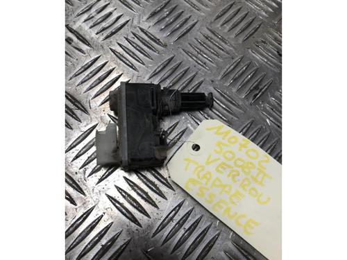Switch PEUGEOT 5008 II (MC_, MJ_, MR_, M4_) 2.0 BlueHDi 150 (MJAHXW, MJAHXH, MJAHXN, MJAHXV, MJAHXG) | BP27558130I30