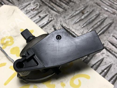 Schalter für NISSAN QASHQAI II (J11, J11_) 1.2 DIG-T (115 hp) 31244139