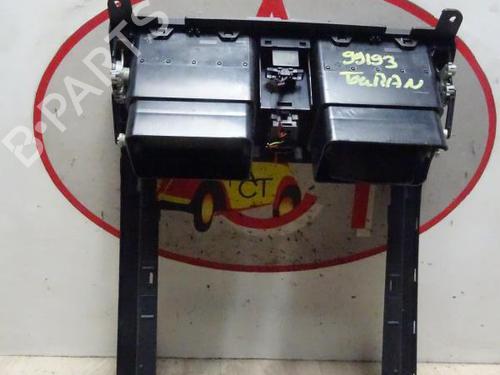 Used Air vent VW TOURAN (1T1, 1T2) 2.0 TDI 16V (140 hp) 13283400