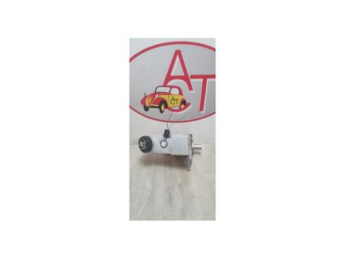 Used Brake master cylinder RENAULT CLIO IV (BH_) 1.5 dCi 90 (90 hp) 13277166