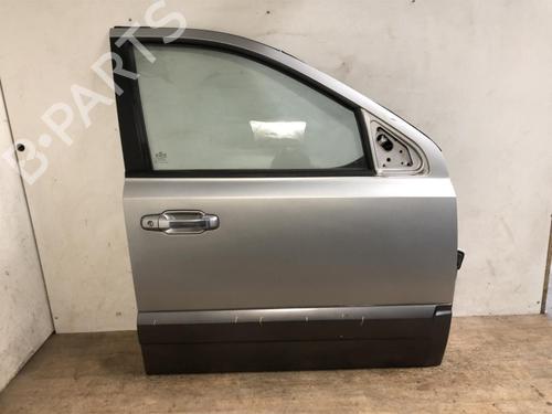 Used Right front door KIA SORENTO I (JC) 2.5 CRDi 4WD (140 hp) 20621916
