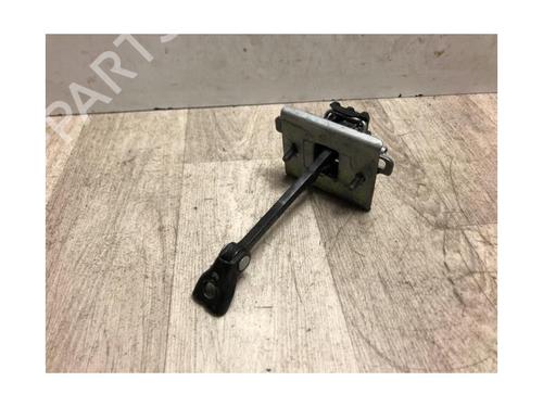 Hinge/Door check strap PEUGEOT 308 SW I (4E_, 4H_) 1.6 HDi | BP23871315C146