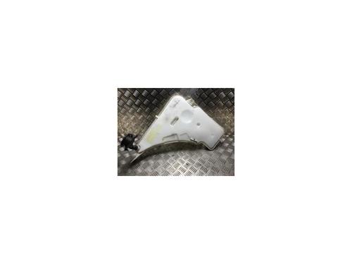 Used Windscreen washer tank BMW 1 (F21) 118 d (150 hp) 24314197
