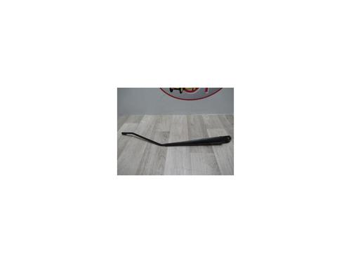 Used Front windshield wiper arm PEUGEOT 306 Hatchback (7A, 7C, N3, N5) 1.9 DT (90 hp) 13127735