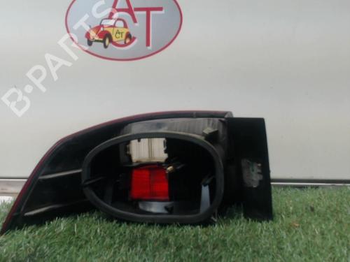Used Right taillight RENAULT LAGUNA II (BG0/1_) 2.2 dCi (BG0F) (150 hp) 21597440