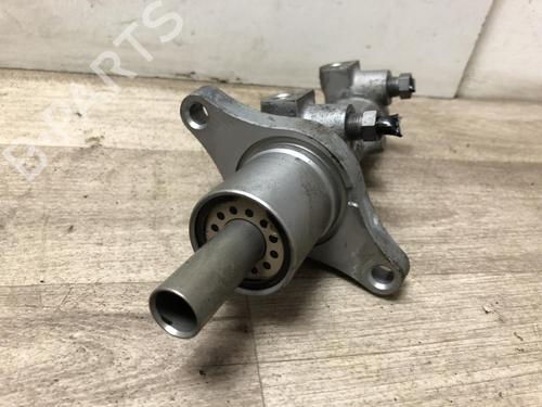 Used Brake master cylinder PEUGEOT 508 SW I (8E_) 2.0 HDi RXH Hybrid4 (200 hp) 23872625