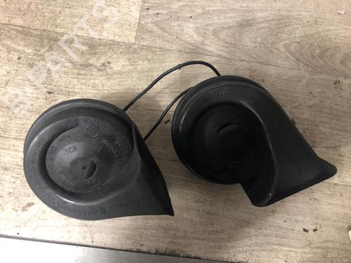 Used Horn PEUGEOT 3008 I MPV (0U_) 2.0 HDi (163 hp) 23872825