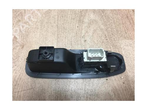 Right front window switch PEUGEOT 208 I (CA_, CC_) 1.2 VTI 82 | BP13225599I26
