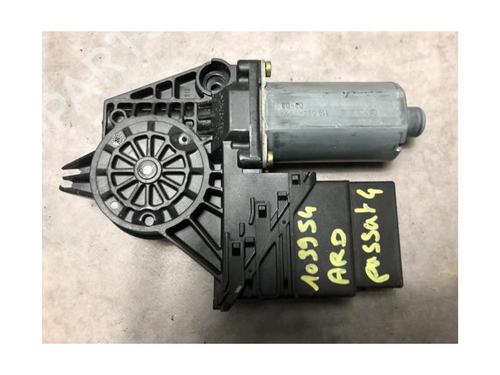 Right rear window motor VW PASSAT B5.5 (3B3) 1.9 TDI | BP25305446E22 