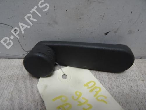 Used Interior handle FIAT PANDA (169_) 1.2 (169.AXB11, 169.AXB1A) (60 hp) 27195111