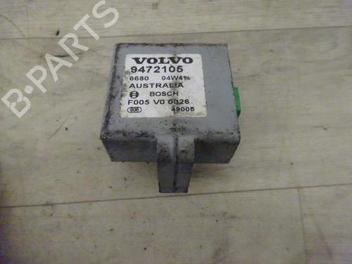 Used Air filter box VOLVO V70 II (285) D5 AWD (163 hp) 30782462