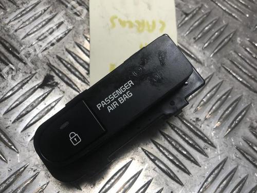 Used Switch KIA CARENS IV 1.7 CRDi (116 hp) 31197413