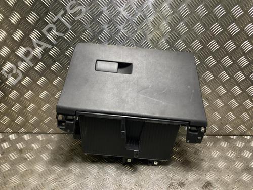 Used Glove box Glove box PEUGEOT 308 SW III (FC_, FJ_, FR_, F4_, FN_) BlueHDi 130 (FCYHZL, FCYHZT) (131 hp) 33677281 33677281