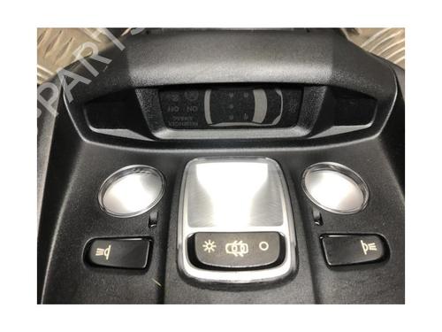 Interior roof light PEUGEOT 3008 II SUV (MC_, MR_, MJ_, M4_) 1.5 BlueHDi 130 | BP25307163I8 
