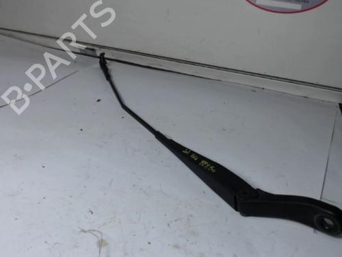 Used Front windshield wiper arm PEUGEOT 207 (WA_, WC_) 1.6 HDi (90 hp) 13266333