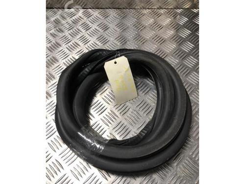 Rubber door seal PEUGEOT 208 II (UB_, UP_, UW_, UJ_) 1.2 PureTech 75 | BP26506631C142 