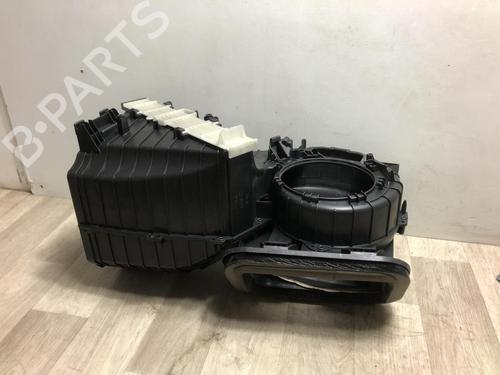 Used Heater matrix box AUDI A4 B8 (8K2) 2.7 TDI (190 hp) 23034682