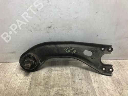Draagarm rechts achter HYUNDAI ix35 (LM, EL, ELH) 1.7 CRDi (116 hp) 31196916