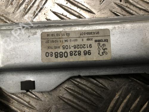 Front right window mechanism PEUGEOT 5008 (0U_, 0E_) 2.0 HDi | BP31199229C23