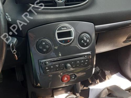 Brugte RENAULT CLIO III (BR0/1, CR0/1) 1.5 dCi (BR17, CR17) (86 hp) 4374663