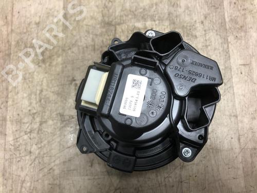 Motor da chauffage Motor da chauffage RENAULT CLIO V (B7_) 1.0 TCe 90 (B7MT) (91 hp) 36029408 36029408
