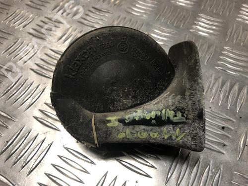 horn-renault-twingo-i-c06_-1993-1994-1995-1996-1997-1998-1999-2000-2001-2002-2003-2004-2005-2006-2007-2008-2009-2010-2011-2012-26328106 main image